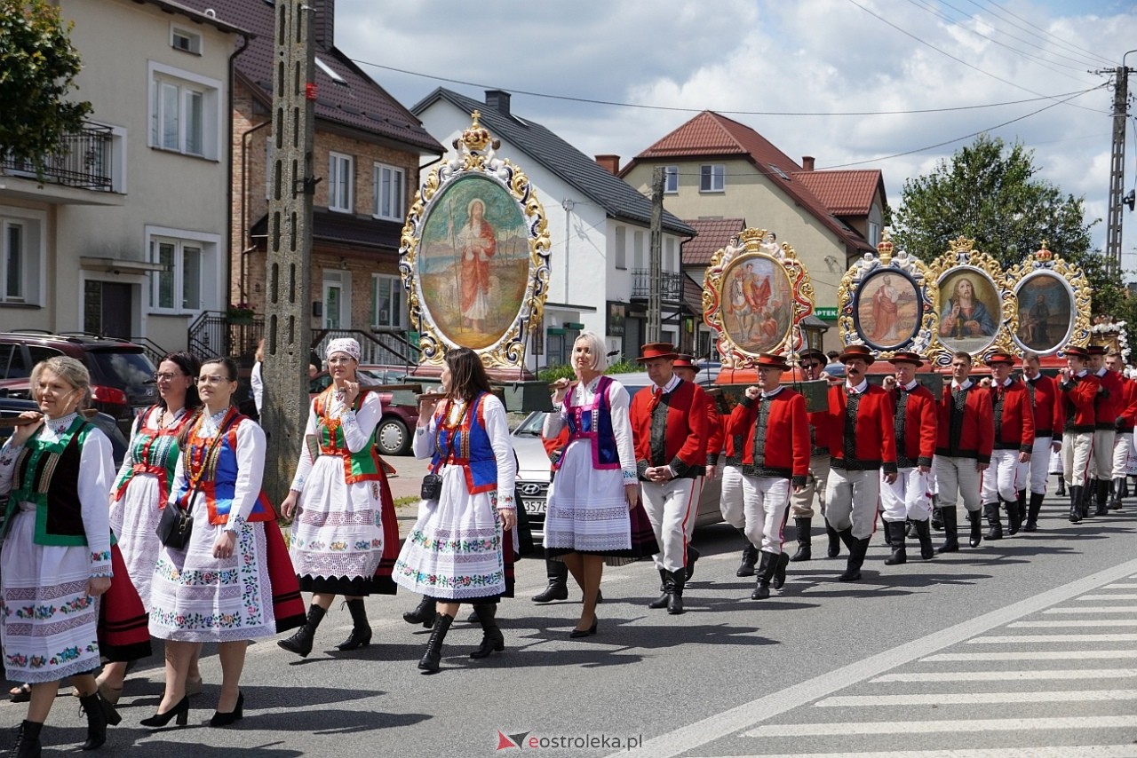 Kurpiowska procesja Bożego Ciała w Myszyńcu [19.06.2025] - zdjęcie #173 - eOstroleka.pl