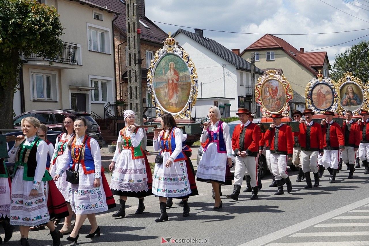 Kurpiowska procesja Bożego Ciała w Myszyńcu [19.06.2025] - zdjęcie #171 - eOstroleka.pl