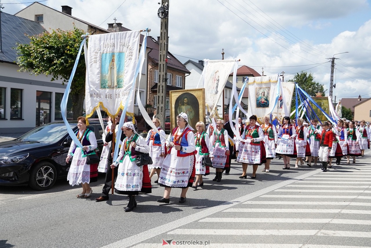 Kurpiowska procesja Bożego Ciała w Myszyńcu [19.06.2025] - zdjęcie #148 - eOstroleka.pl