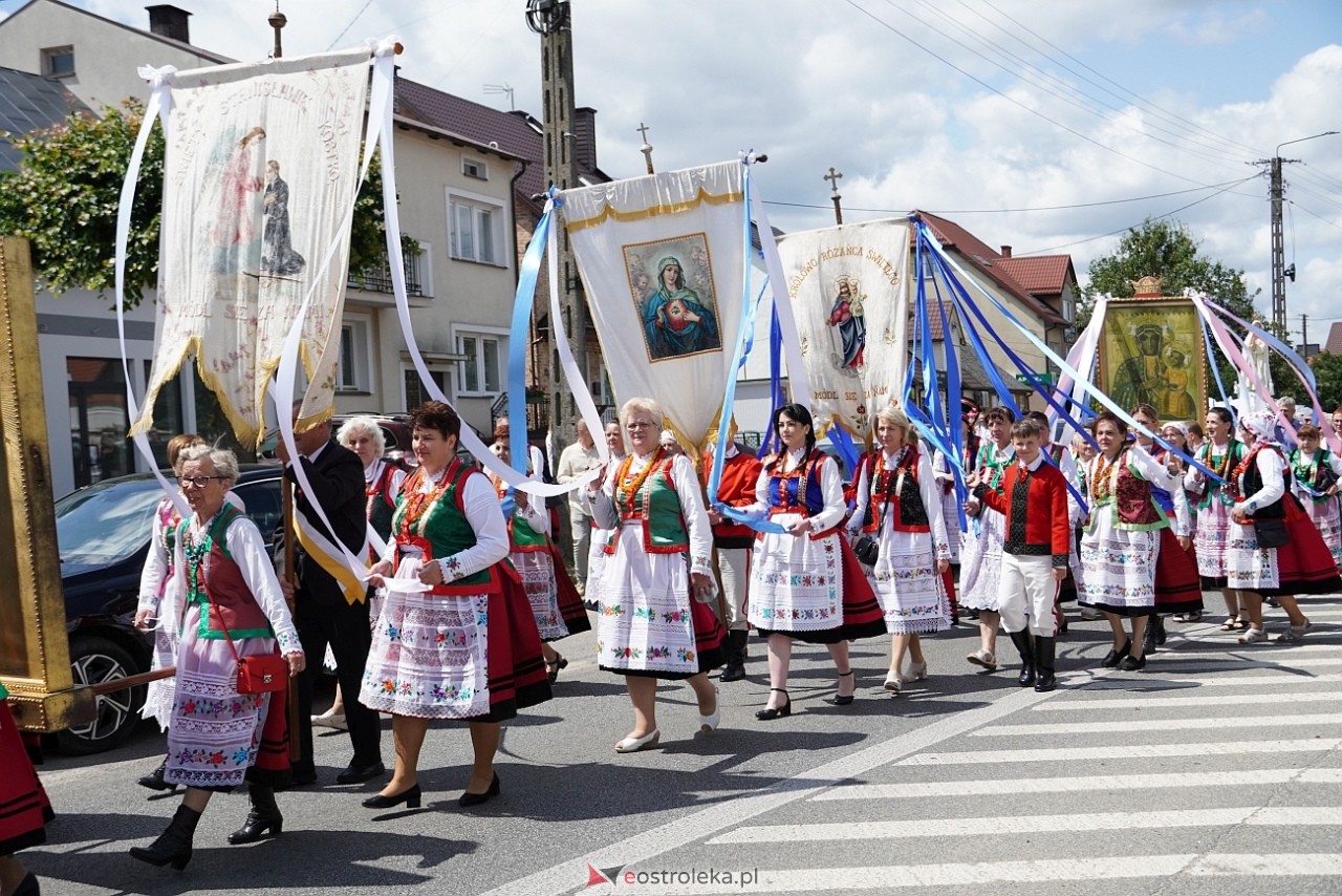 Kurpiowska procesja Bożego Ciała w Myszyńcu [19.06.2025] - zdjęcie #146 - eOstroleka.pl