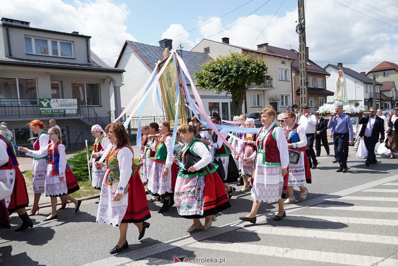 Kurpiowska procesja Bożego Ciała w Myszyńcu [19.06.2025] - zdjęcie #136 - eOstroleka.pl