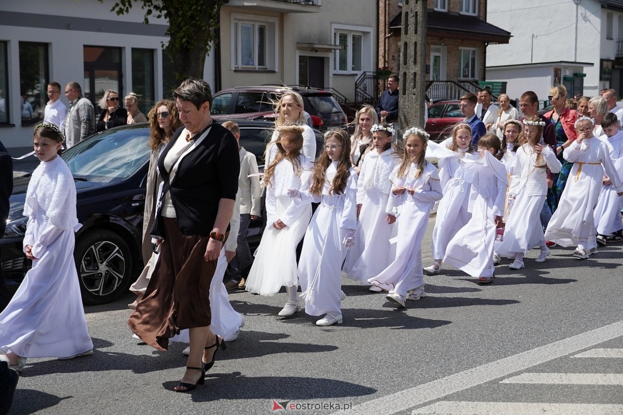 Kurpiowska procesja Bożego Ciała w Myszyńcu [19.06.2025] - zdjęcie #130 - eOstroleka.pl