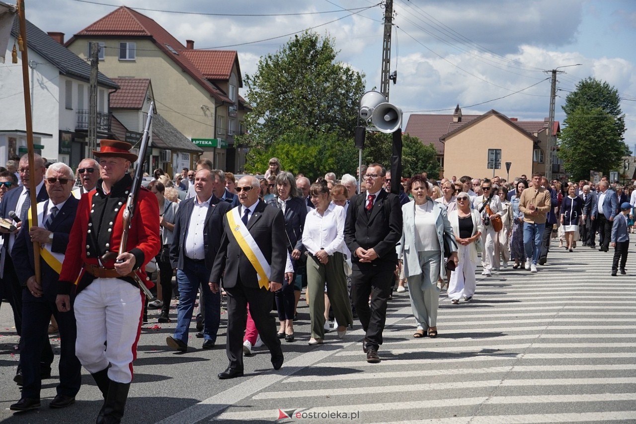 Kurpiowska procesja Bożego Ciała w Myszyńcu [19.06.2025] - zdjęcie #78 - eOstroleka.pl