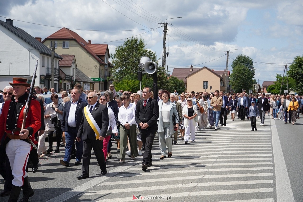 Kurpiowska procesja Bożego Ciała w Myszyńcu [19.06.2025] - zdjęcie #77 - eOstroleka.pl