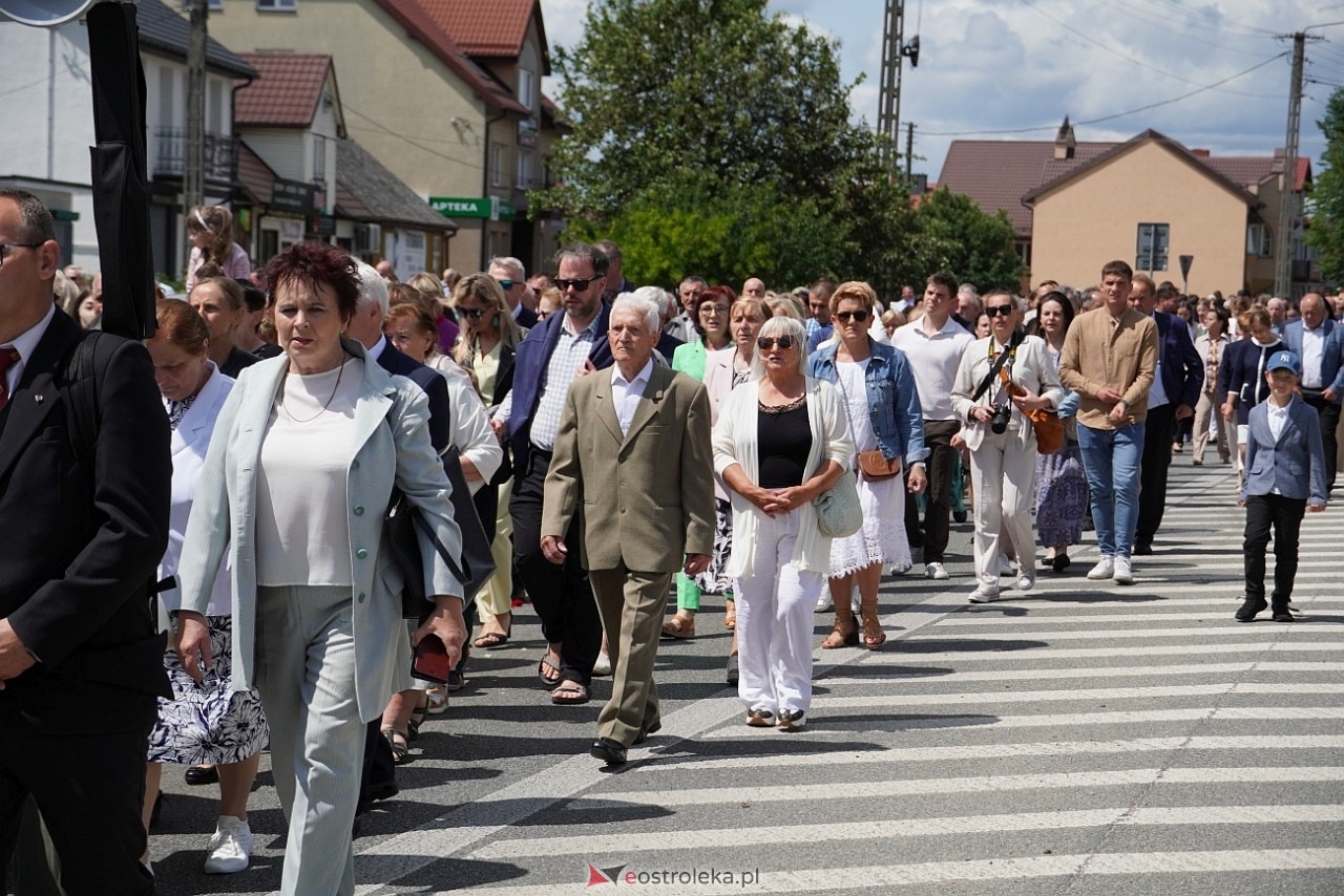 Kurpiowska procesja Bożego Ciała w Myszyńcu [19.06.2025] - zdjęcie #73 - eOstroleka.pl