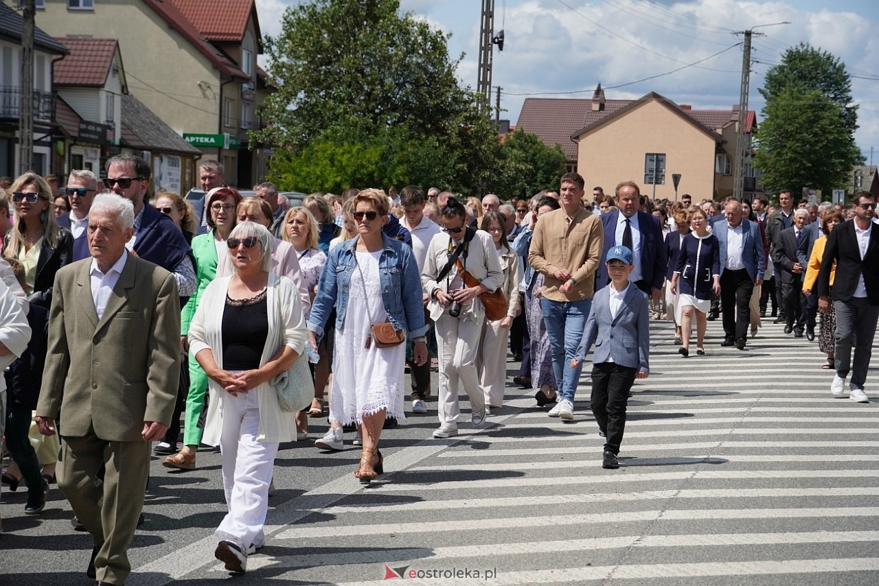 Kurpiowska procesja Bożego Ciała w Myszyńcu [19.06.2025] - zdjęcie #71 - eOstroleka.pl