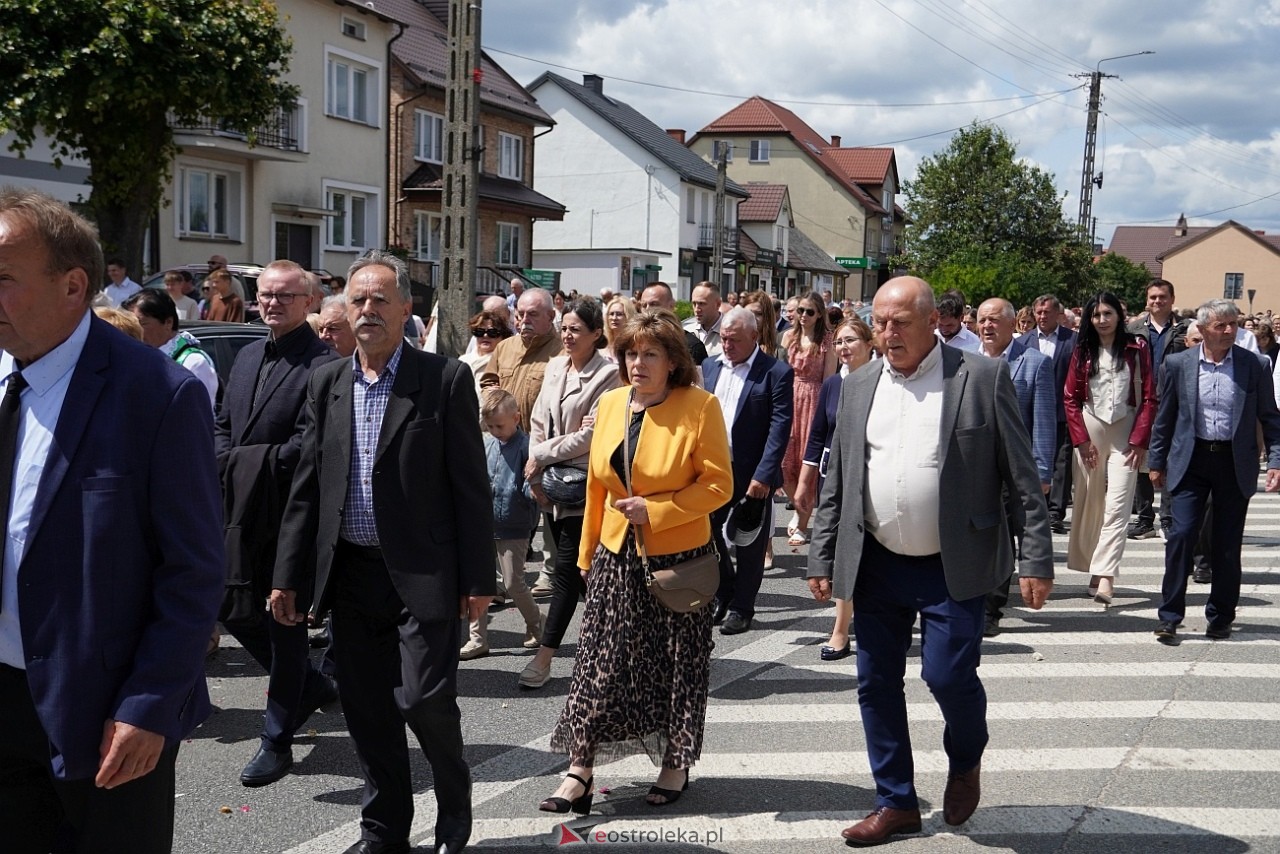 Kurpiowska procesja Bożego Ciała w Myszyńcu [19.06.2025] - zdjęcie #65 - eOstroleka.pl