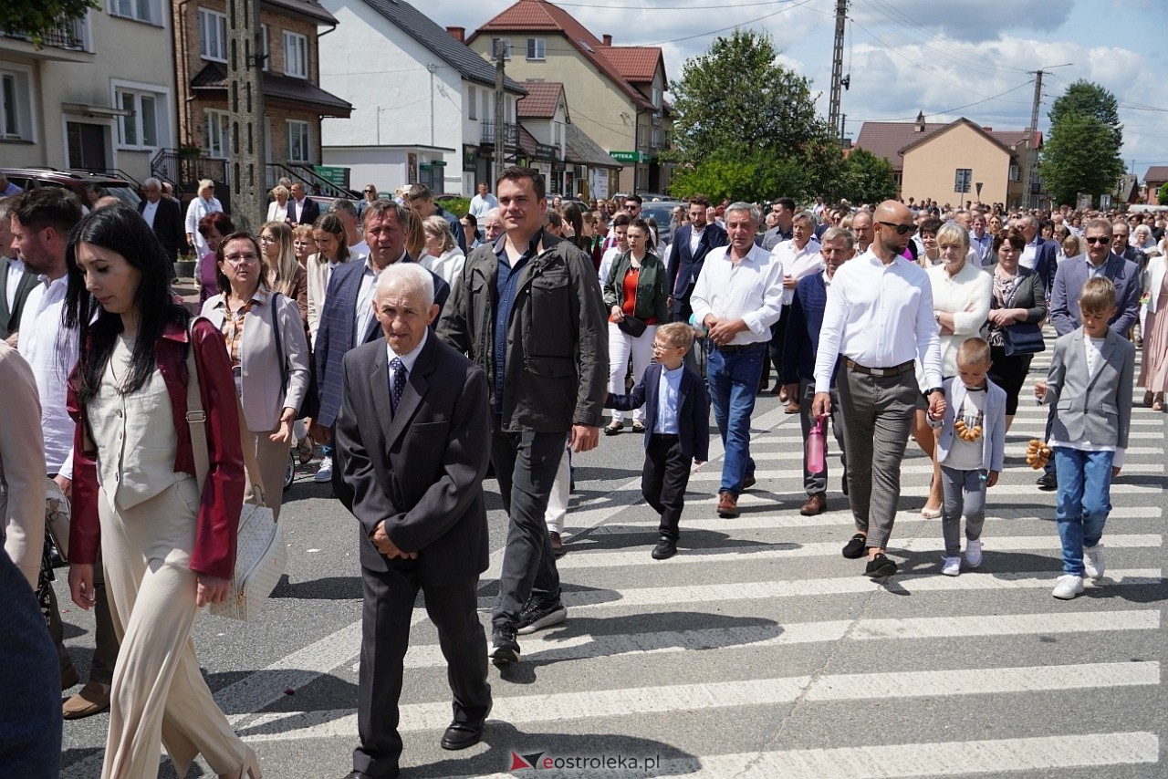Kurpiowska procesja Bożego Ciała w Myszyńcu [19.06.2025] - zdjęcie #62 - eOstroleka.pl
