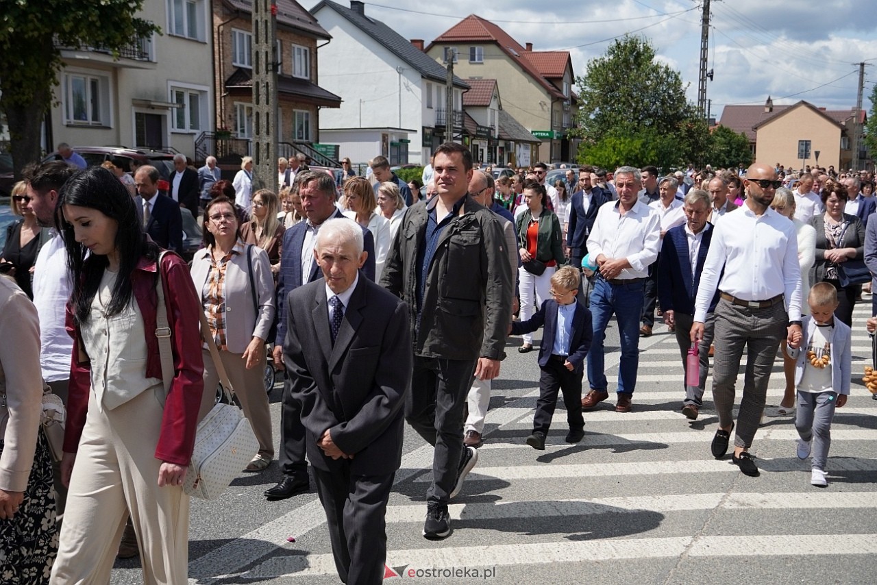 Kurpiowska procesja Bożego Ciała w Myszyńcu [19.06.2025] - zdjęcie #61 - eOstroleka.pl