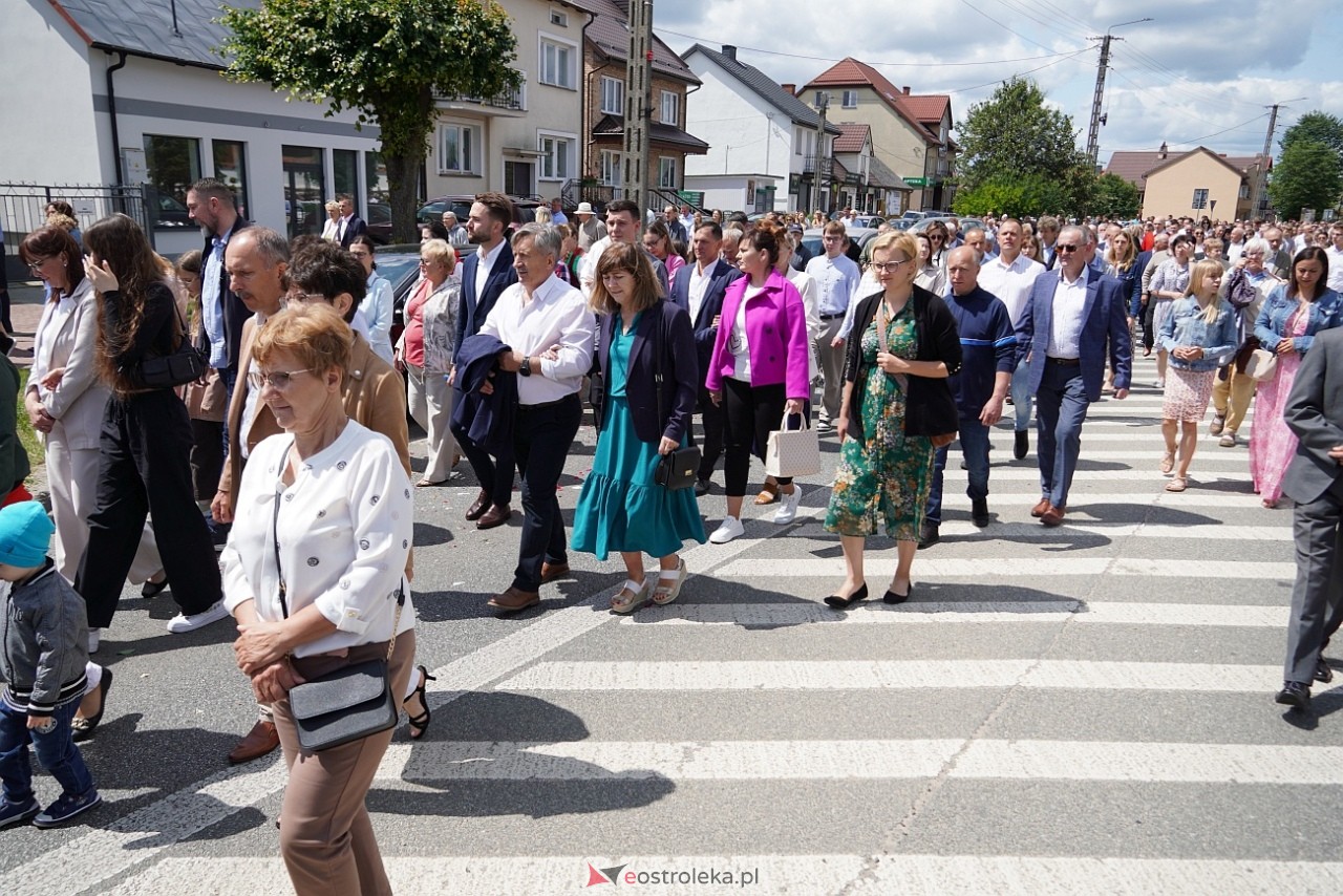 Kurpiowska procesja Bożego Ciała w Myszyńcu [19.06.2025] - zdjęcie #57 - eOstroleka.pl