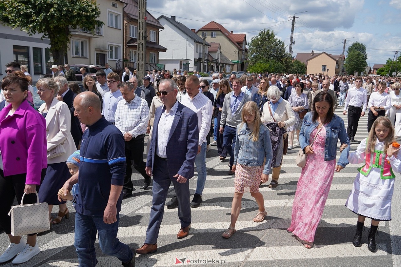 Kurpiowska procesja Bożego Ciała w Myszyńcu [19.06.2025] - zdjęcie #53 - eOstroleka.pl