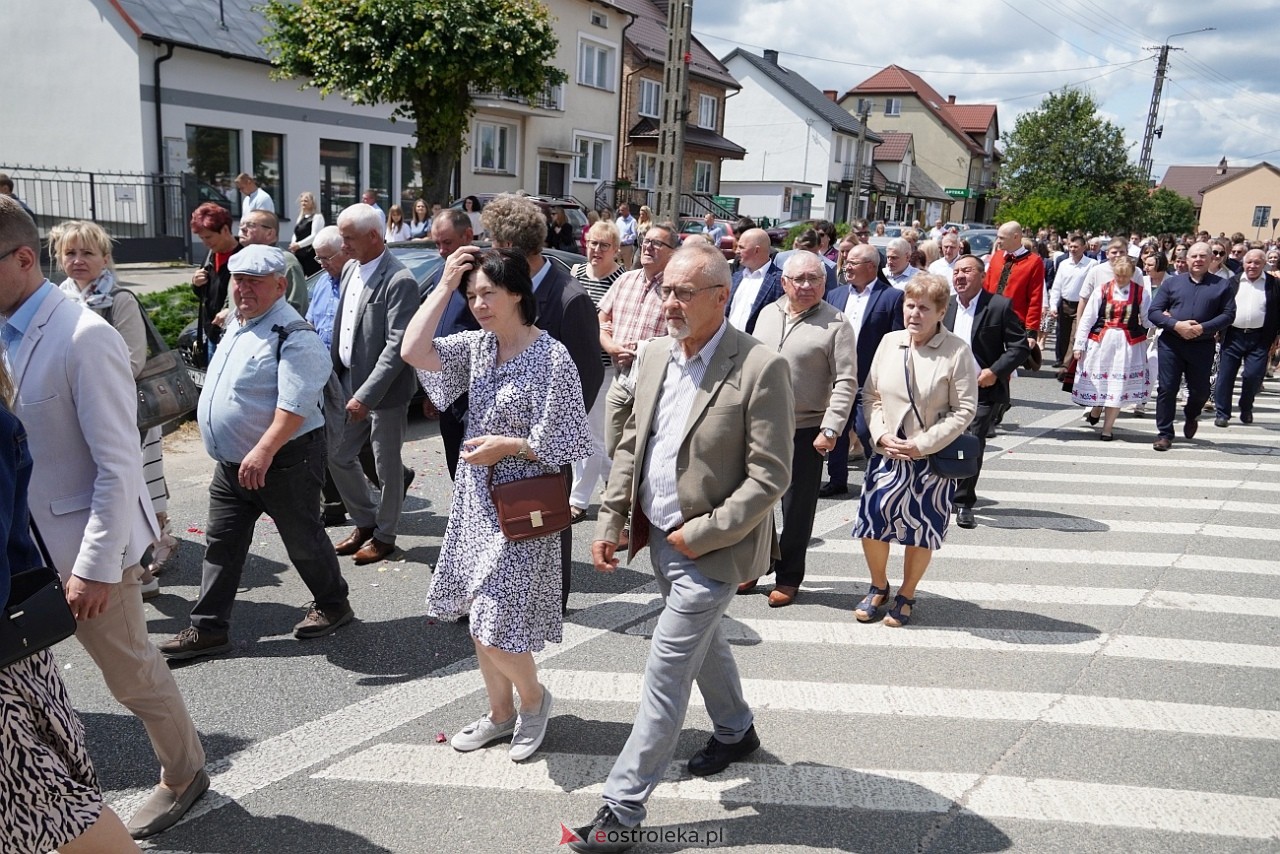 Kurpiowska procesja Bożego Ciała w Myszyńcu [19.06.2025] - zdjęcie #50 - eOstroleka.pl