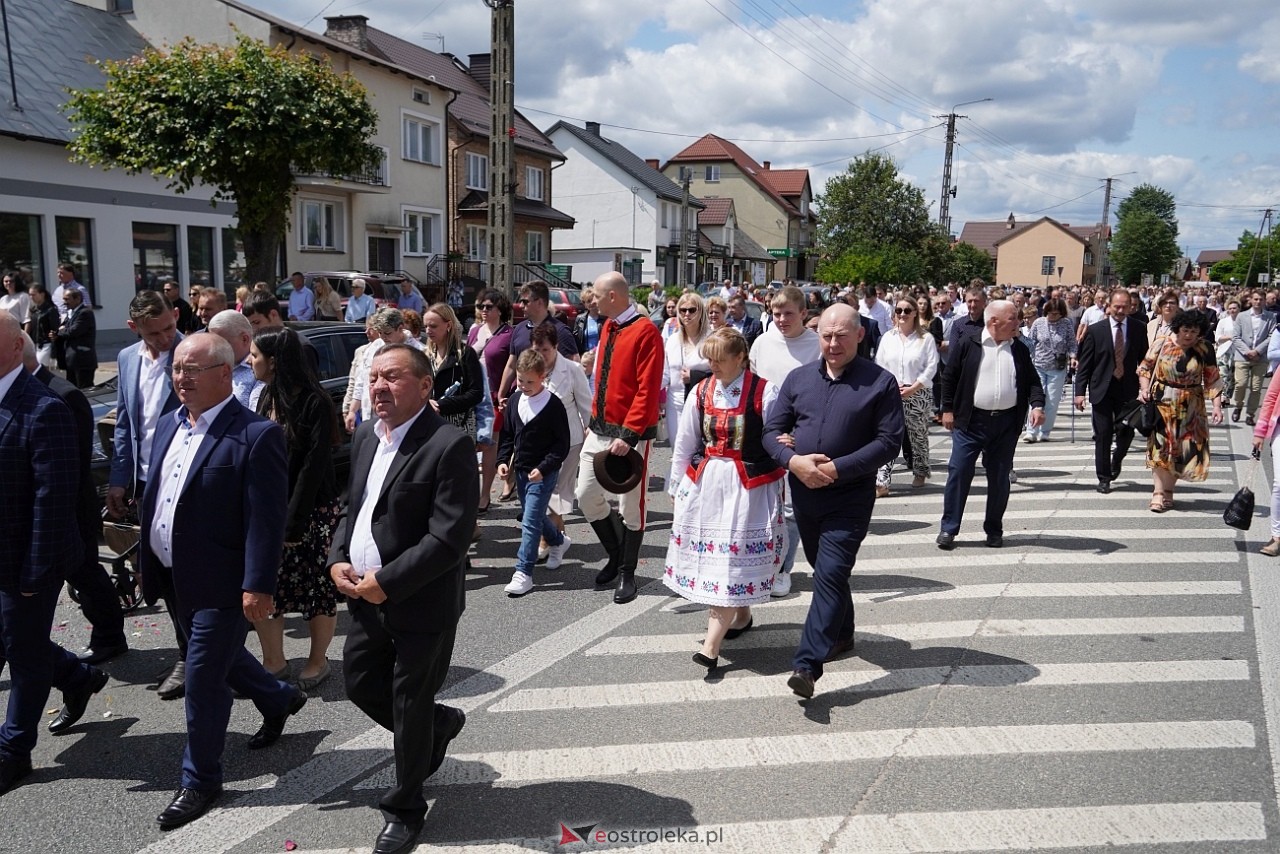 Kurpiowska procesja Bożego Ciała w Myszyńcu [19.06.2025] - zdjęcie #49 - eOstroleka.pl