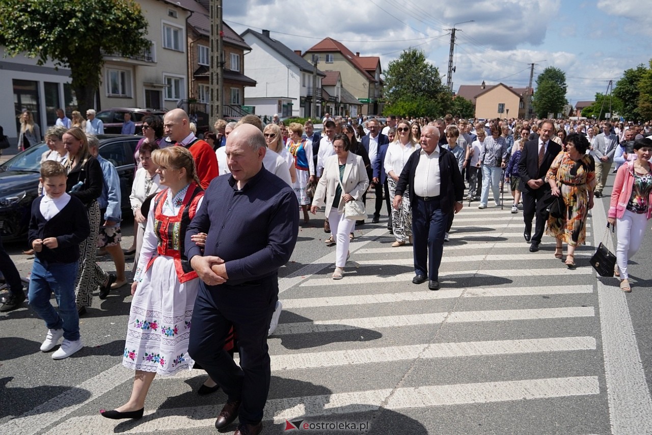 Kurpiowska procesja Bożego Ciała w Myszyńcu [19.06.2025] - zdjęcie #47 - eOstroleka.pl