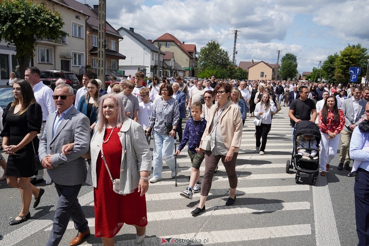 Kurpiowska procesja Bożego Ciała w Myszyńcu [19.06.2025] - zdjęcie #39 - eOstroleka.pl