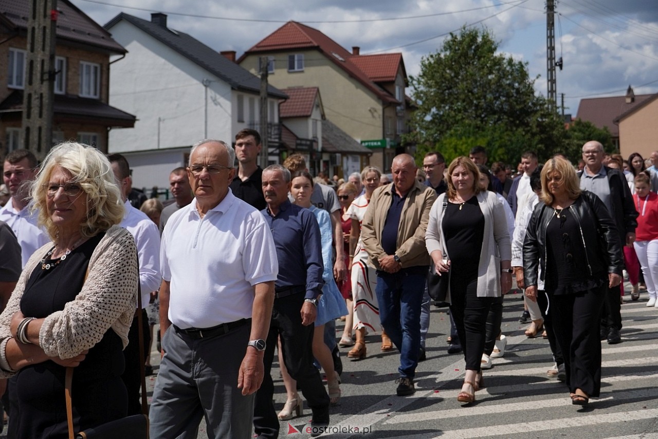 Kurpiowska procesja Bożego Ciała w Myszyńcu [19.06.2025] - zdjęcie #29 - eOstroleka.pl