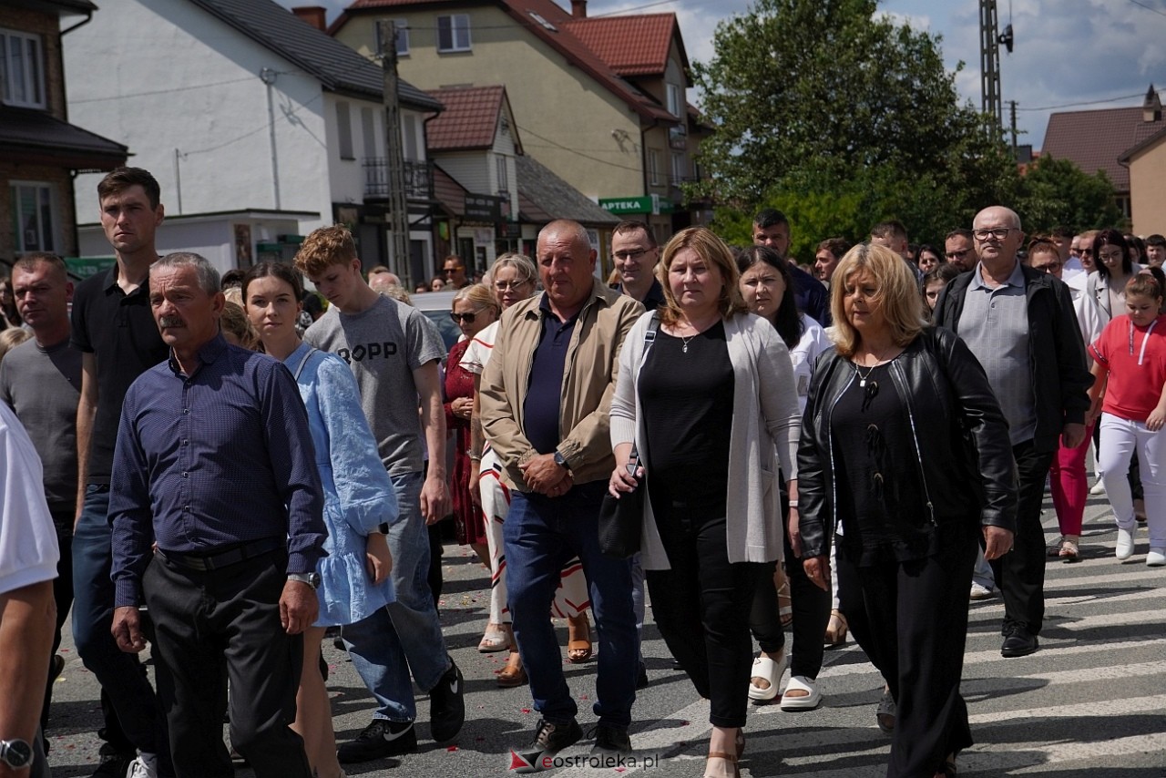 Kurpiowska procesja Bożego Ciała w Myszyńcu [19.06.2025] - zdjęcie #38 - eOstroleka.pl