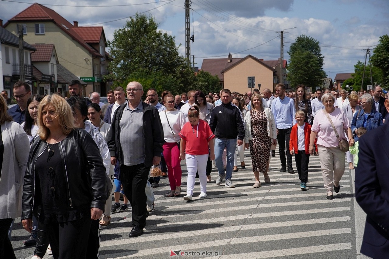 Kurpiowska procesja Bożego Ciała w Myszyńcu [19.06.2025] - zdjęcie #34 - eOstroleka.pl