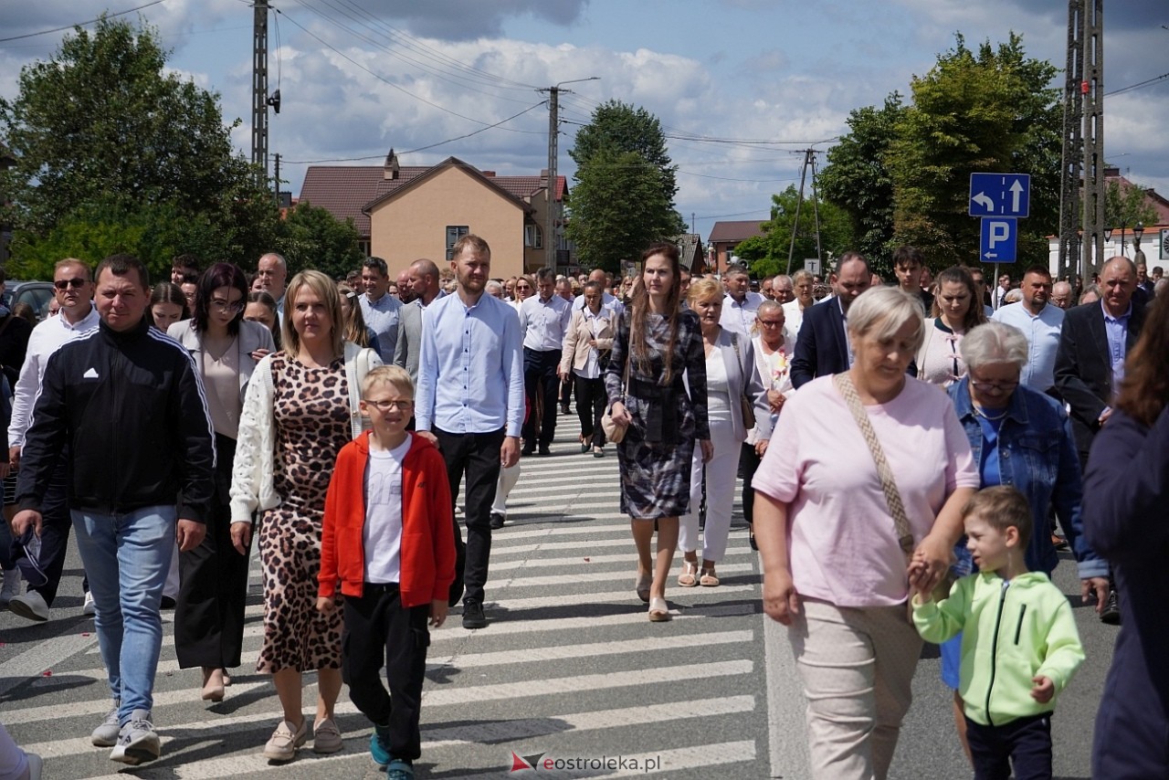 Kurpiowska procesja Bożego Ciała w Myszyńcu [19.06.2025] - zdjęcie #30 - eOstroleka.pl