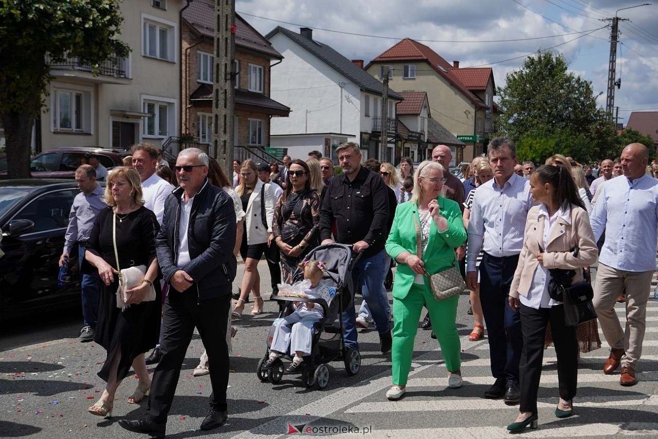 Kurpiowska procesja Bożego Ciała w Myszyńcu [19.06.2025] - zdjęcie #28 - eOstroleka.pl