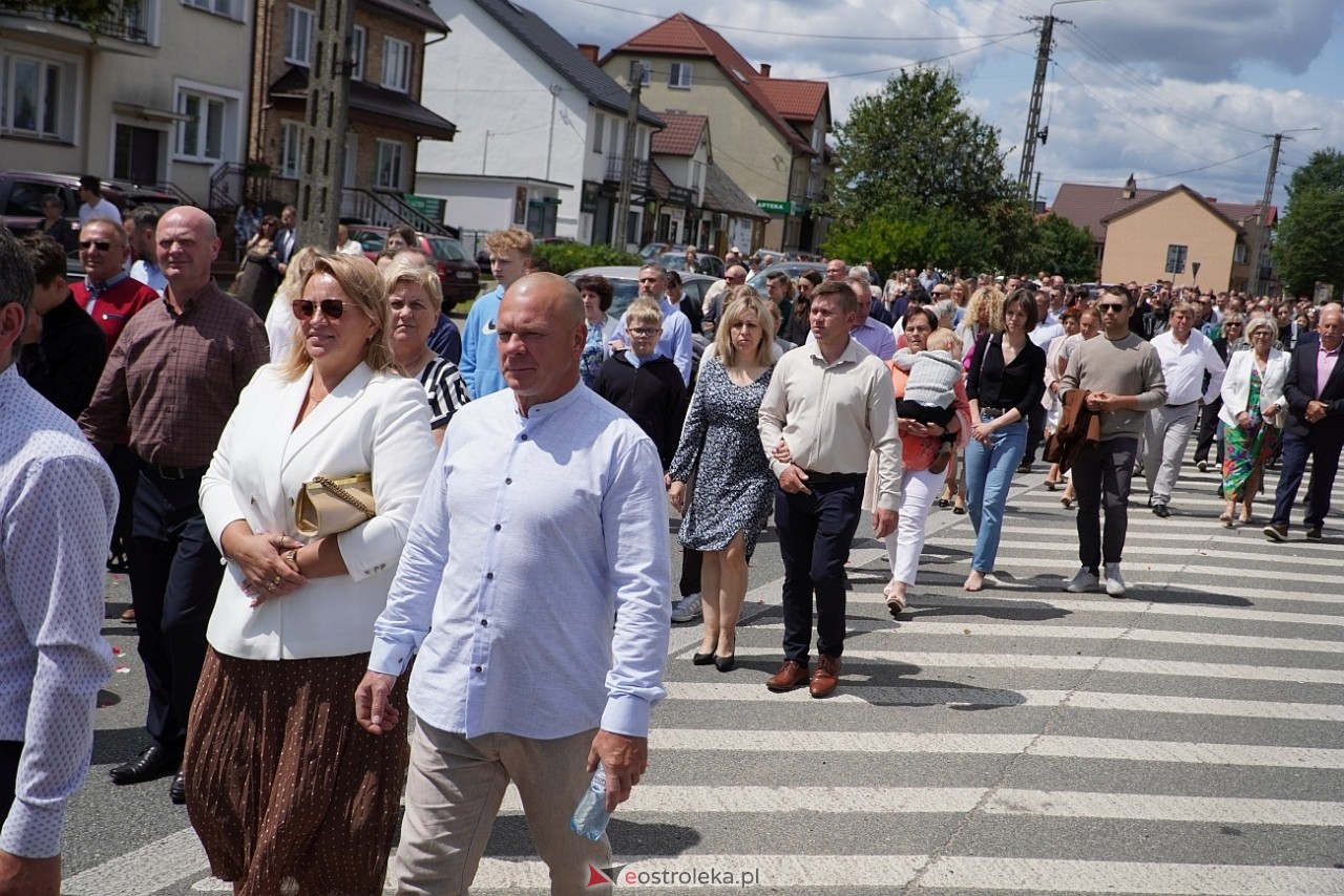Kurpiowska procesja Bożego Ciała w Myszyńcu [19.06.2025] - zdjęcie #26 - eOstroleka.pl