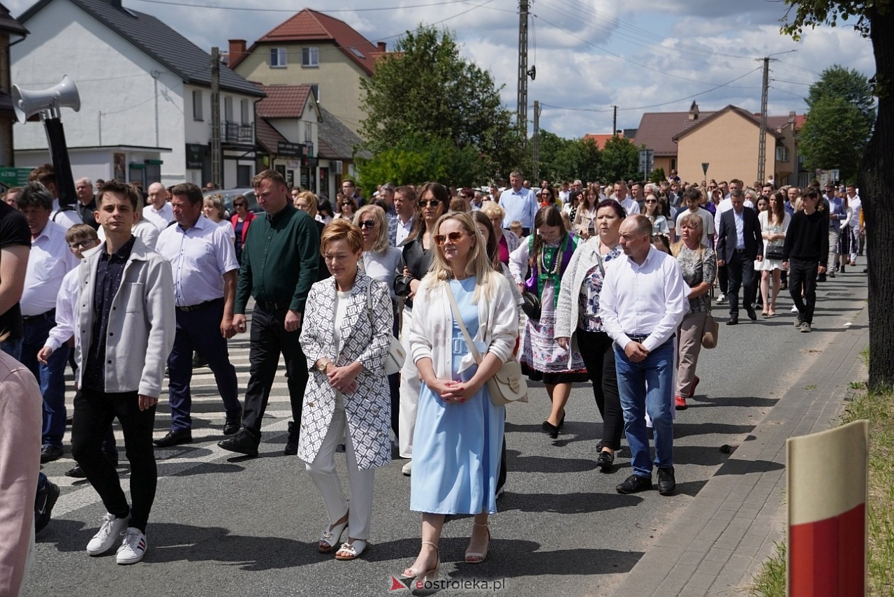 Kurpiowska procesja Bożego Ciała w Myszyńcu [19.06.2025] - zdjęcie #18 - eOstroleka.pl