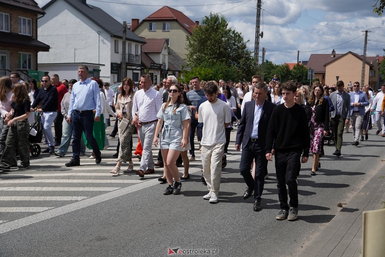 Kurpiowska procesja Bożego Ciała w Myszyńcu [19.06.2025] - zdjęcie #14 - eOstroleka.pl