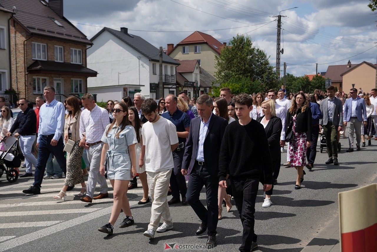 Kurpiowska procesja Bożego Ciała w Myszyńcu [19.06.2025] - zdjęcie #12 - eOstroleka.pl