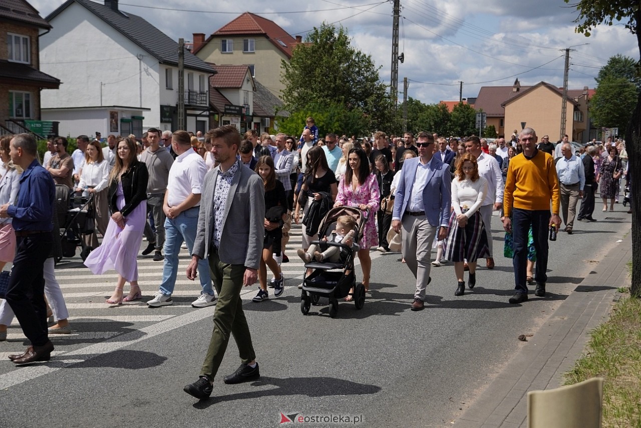 Kurpiowska procesja Bożego Ciała w Myszyńcu [19.06.2025] - zdjęcie #9 - eOstroleka.pl