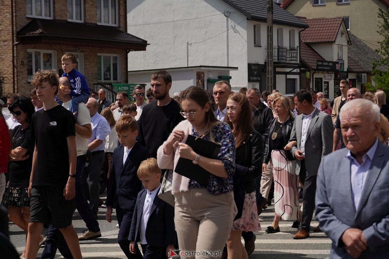 Kurpiowska procesja Bożego Ciała w Myszyńcu [19.06.2025] - zdjęcie #5 - eOstroleka.pl