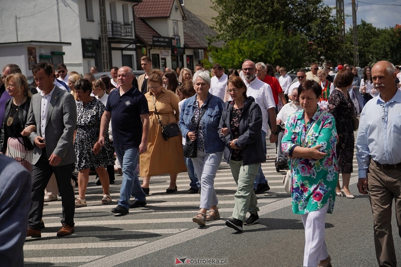 Kurpiowska procesja Bożego Ciała w Myszyńcu [19.06.2025] - zdjęcie #3 - eOstroleka.pl