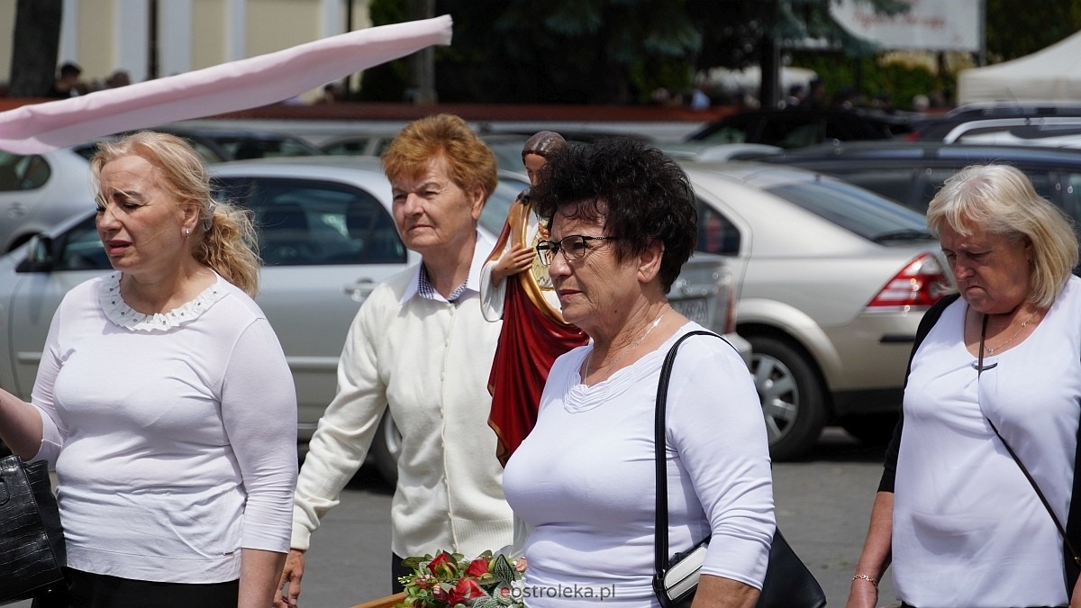 Procesja Bożego Ciała 2025 w kościele pw. Nawiedzenia NMP [19.06.2026] - zdjęcie #320 - eOstroleka.pl