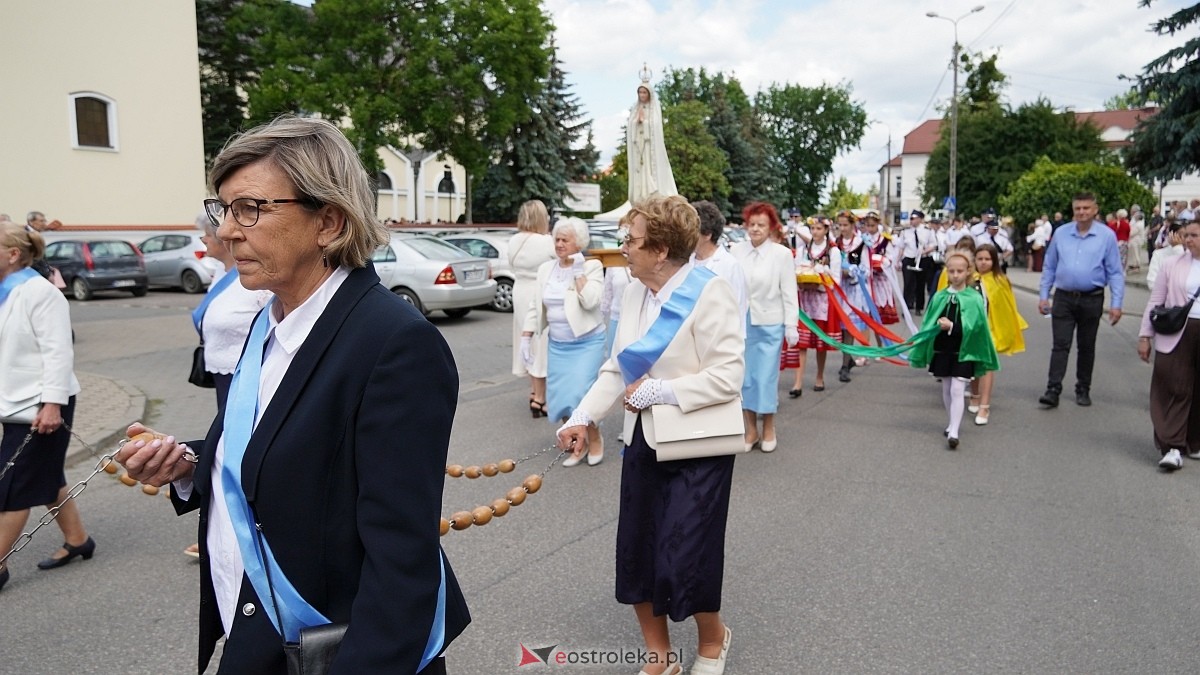 Procesja Bożego Ciała 2025 w kościele pw. Nawiedzenia NMP [19.06.2026] - zdjęcie #305 - eOstroleka.pl