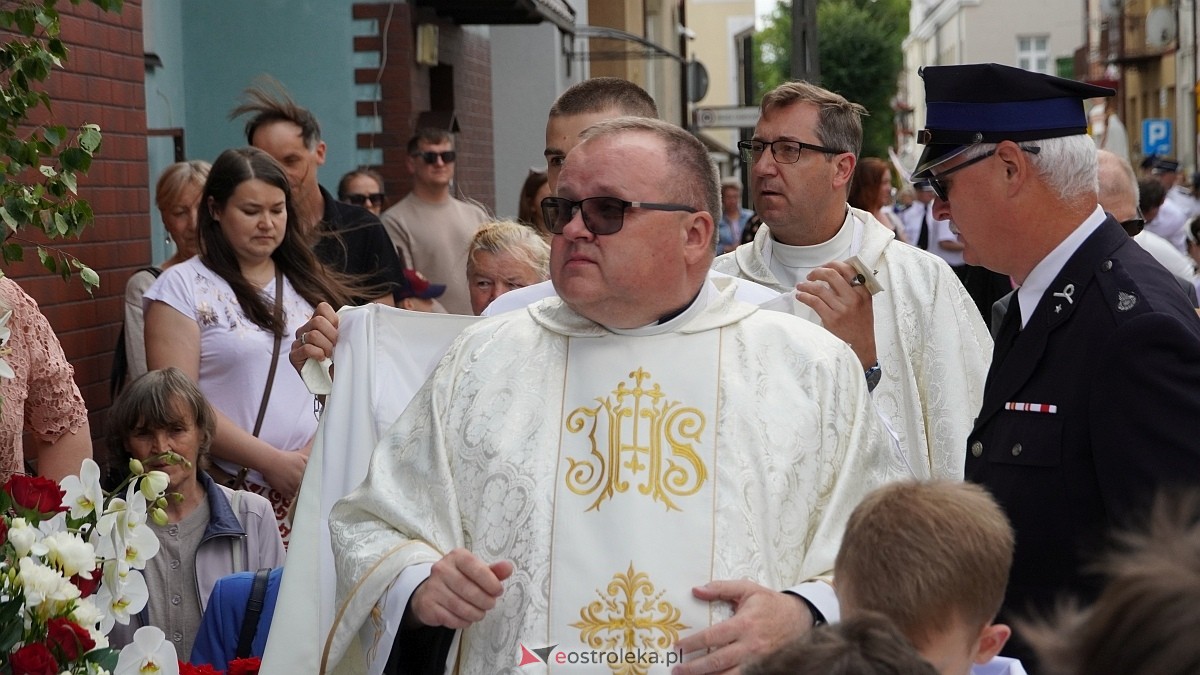 Procesja Bożego Ciała 2025 w kościele pw. Nawiedzenia NMP [19.06.2026] - zdjęcie #223 - eOstroleka.pl