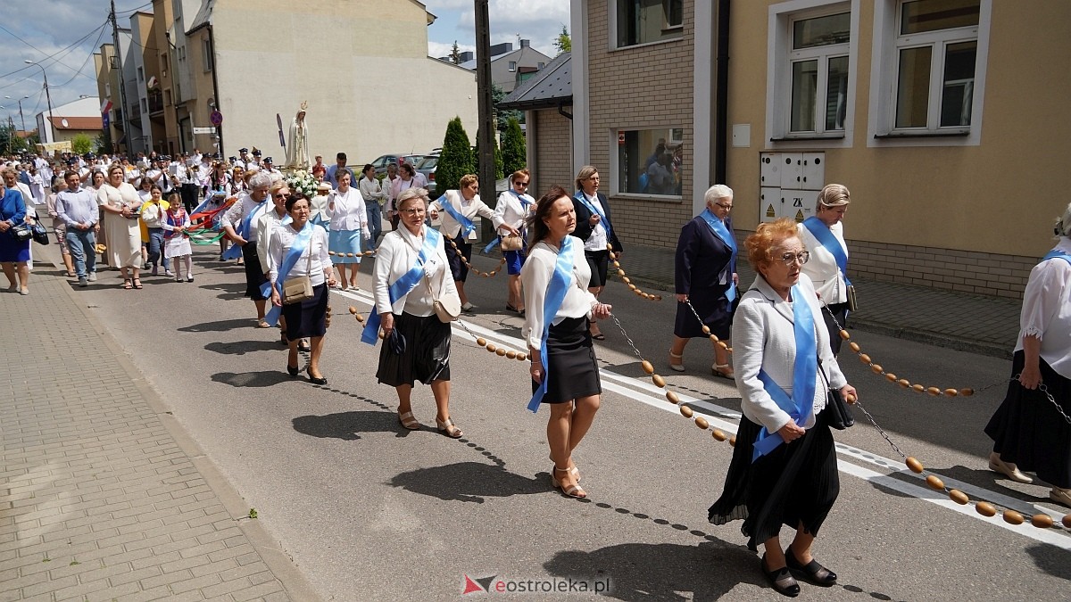 Procesja Bożego Ciała 2025 w kościele pw. Nawiedzenia NMP [19.06.2026] - zdjęcie #192 - eOstroleka.pl
