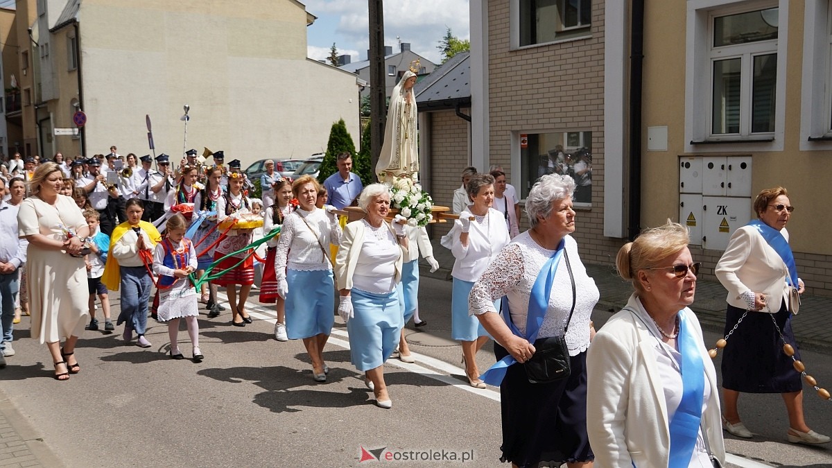 Procesja Bożego Ciała 2025 w kościele pw. Nawiedzenia NMP [19.06.2026] - zdjęcie #189 - eOstroleka.pl