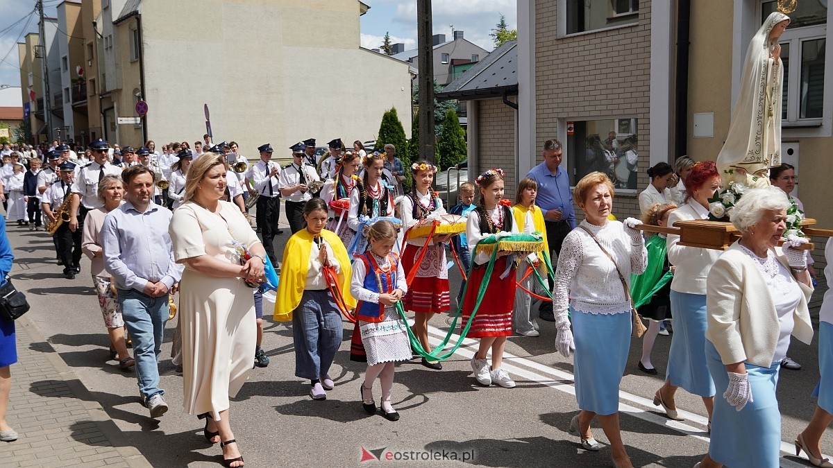 Procesja Bożego Ciała 2025 w kościele pw. Nawiedzenia NMP [19.06.2026] - zdjęcie #185 - eOstroleka.pl