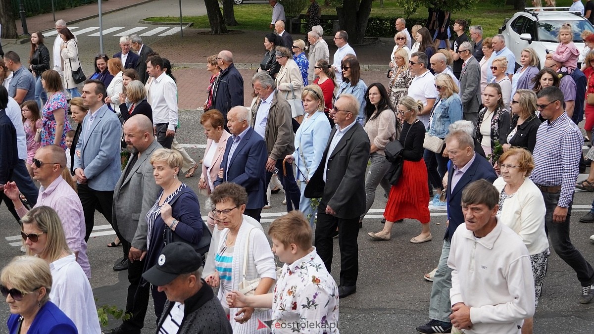 Procesja Bożego Ciała 2025 w kościele pw. Nawiedzenia NMP [19.06.2026] - zdjęcie #83 - eOstroleka.pl