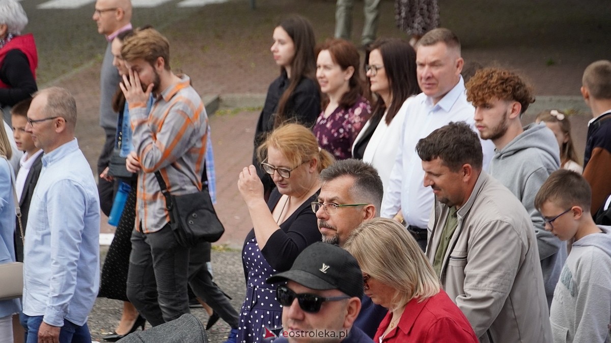 Procesja Bożego Ciała 2025 w kościele pw. Nawiedzenia NMP [19.06.2026] - zdjęcie #36 - eOstroleka.pl