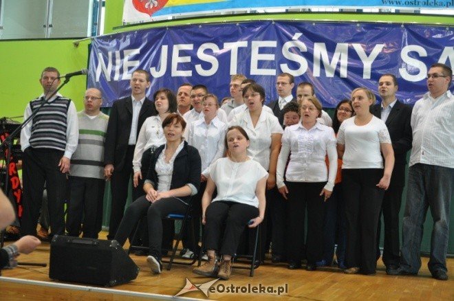 Impreza integracyjna Nie jesteśmy sami (5.X.2011) - zdjęcie #22 - eOstroleka.pl