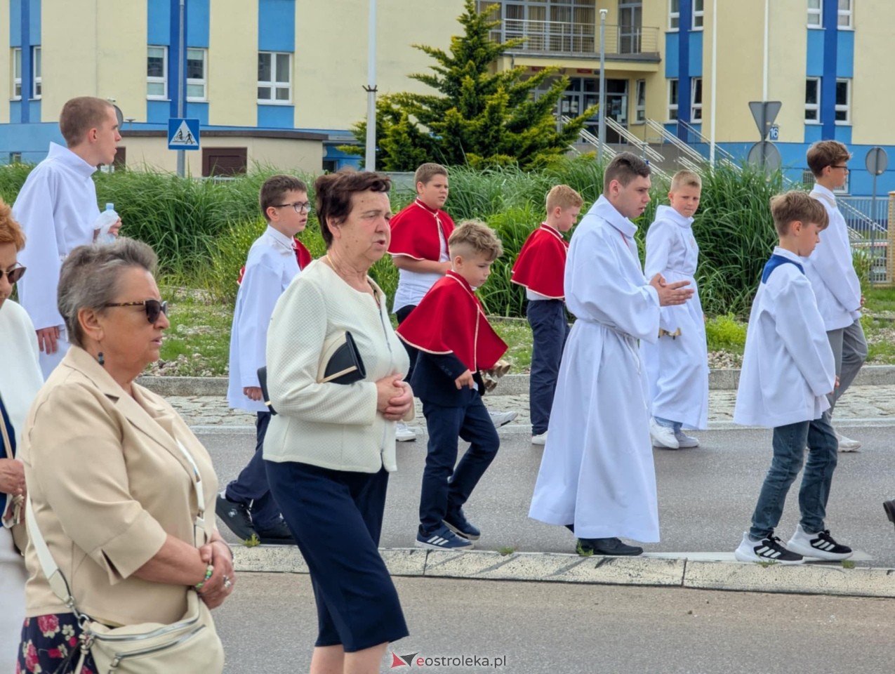 Boże Ciało 2025 - parafia Zbawiciela Świata w Ostrołęce [19.06.2025] - zdjęcie #163 - eOstroleka.pl