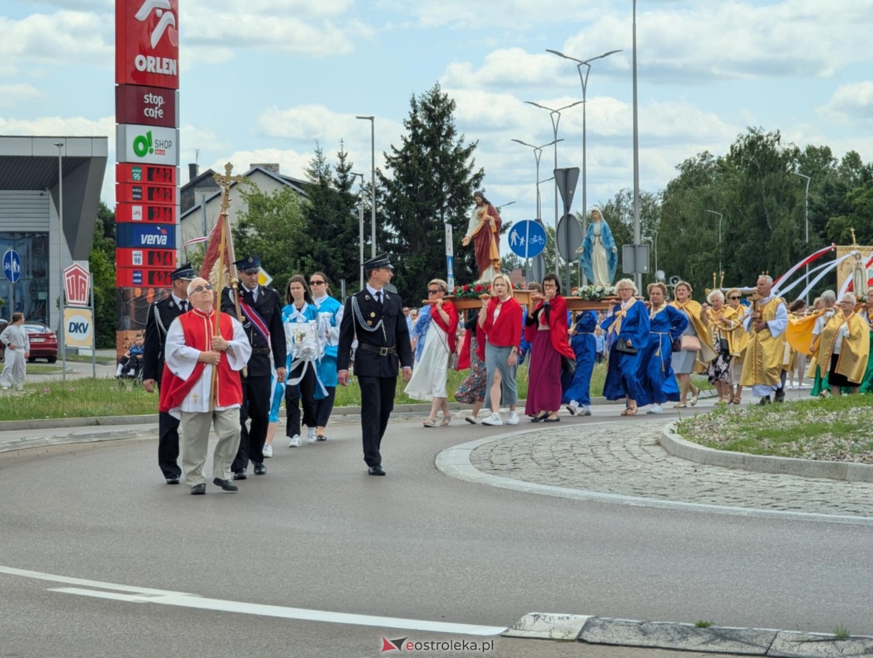 Boże Ciało 2025 - parafia Zbawiciela Świata w Ostrołęce [19.06.2025] - zdjęcie #142 - eOstroleka.pl