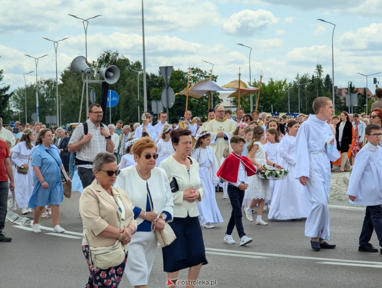 Boże Ciało 2025 - parafia Zbawiciela Świata w Ostrołęce [19.06.2025] - zdjęcie #135 - eOstroleka.pl