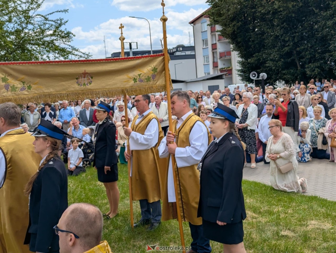 Boże Ciało 2025 - parafia Zbawiciela Świata w Ostrołęce [19.06.2025] - zdjęcie #123 - eOstroleka.pl