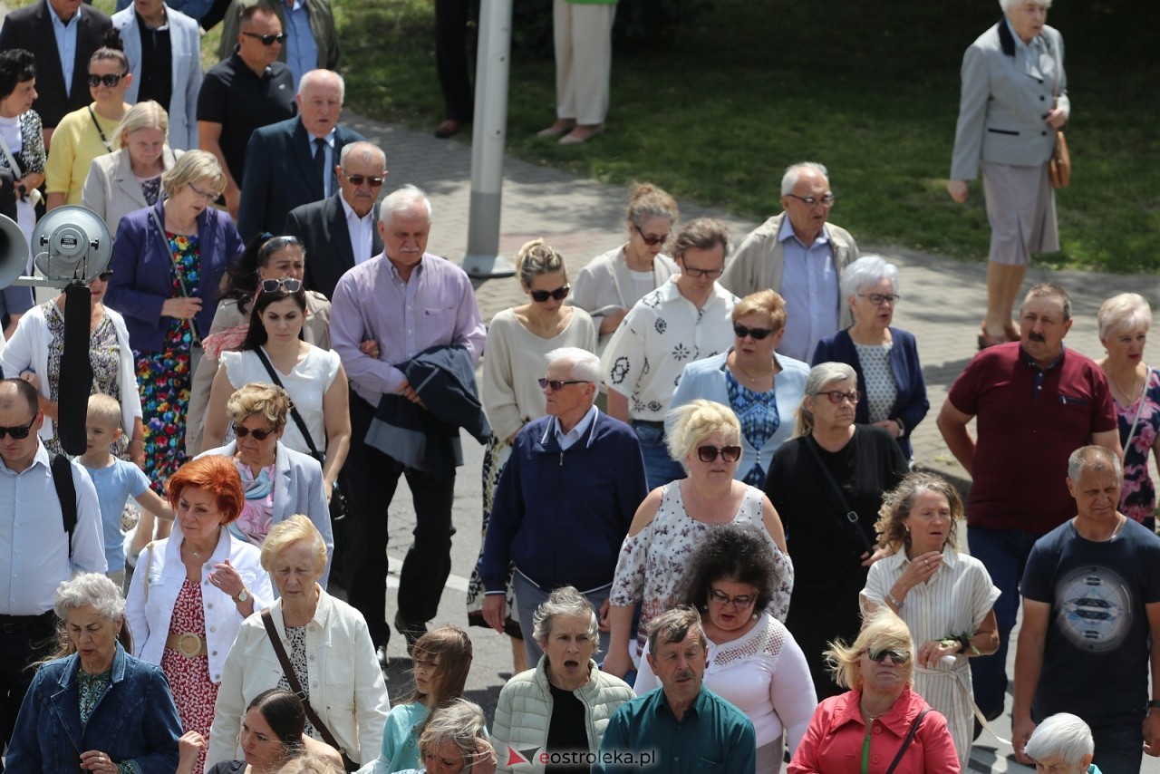 Boże Ciało 2025 - parafia Zbawiciela Świata w Ostrołęce [19.06.2025] - zdjęcie #70 - eOstroleka.pl