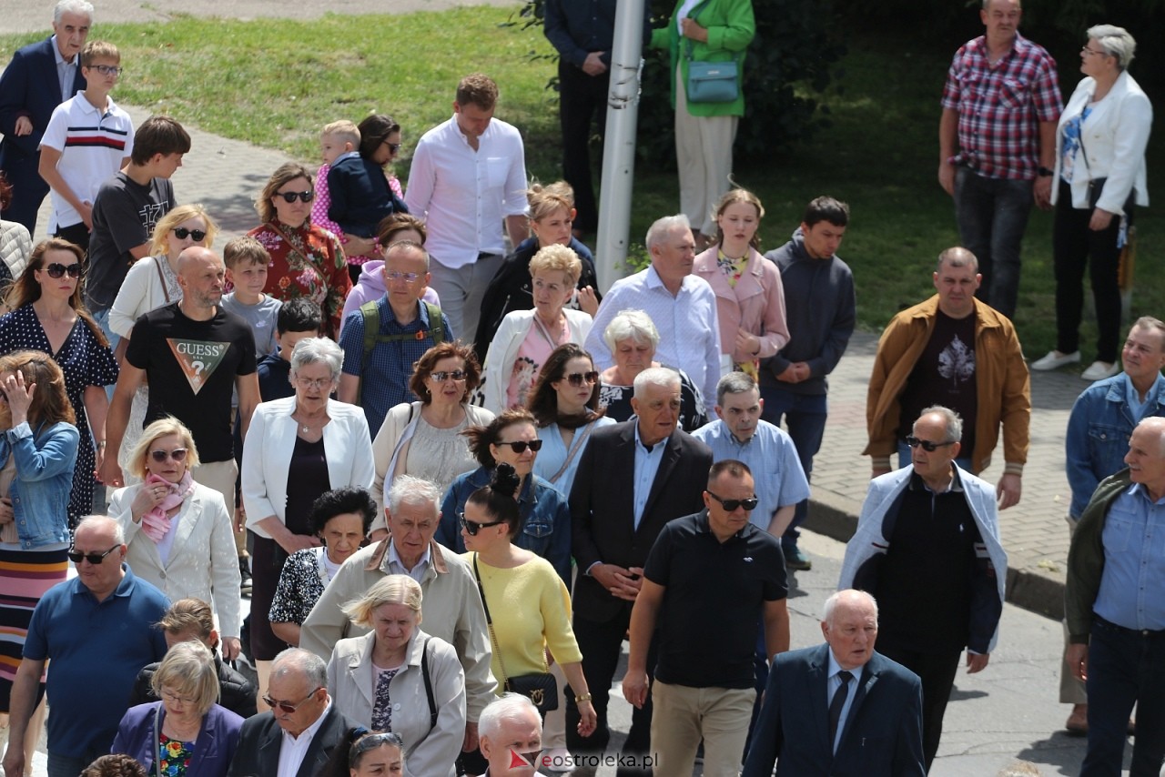Boże Ciało 2025 - parafia Zbawiciela Świata w Ostrołęce [19.06.2025] - zdjęcie #63 - eOstroleka.pl