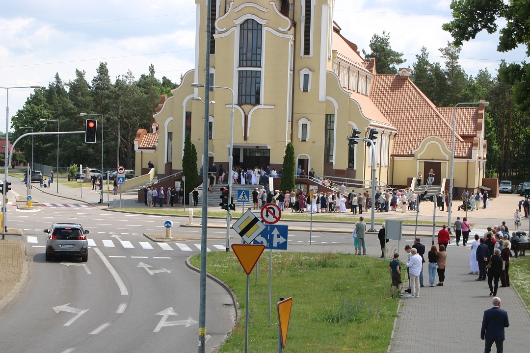 Boże Ciało 2025 - Parafia św. Franciszka z Asyżu w Ostrołęce [19.06.2025] - zdjęcie #87 - eOstroleka.pl