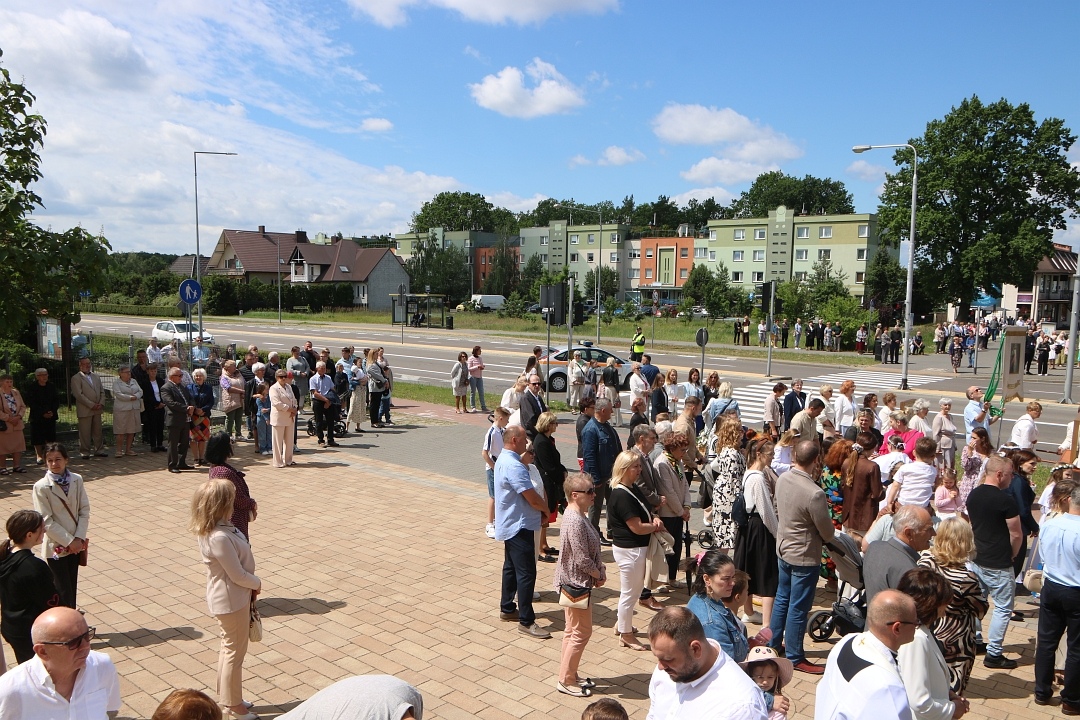 Boże Ciało 2025 - Parafia św. Franciszka z Asyżu w Ostrołęce [19.06.2025] - zdjęcie #82 - eOstroleka.pl