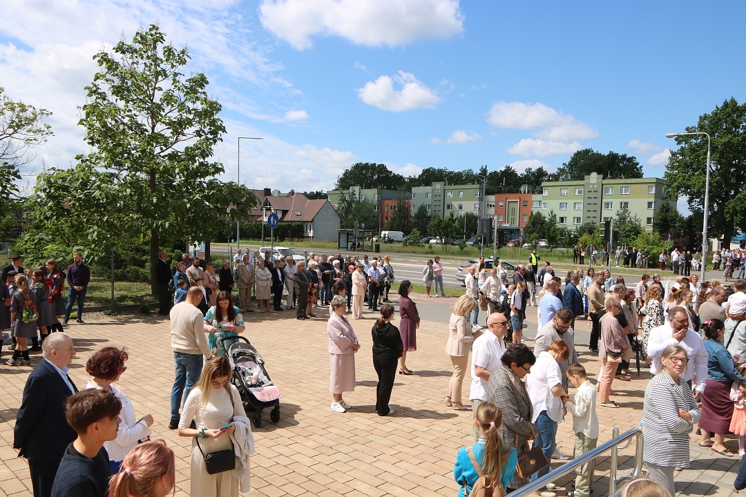 Boże Ciało 2025 - Parafia św. Franciszka z Asyżu w Ostrołęce [19.06.2025] - zdjęcie #80 - eOstroleka.pl
