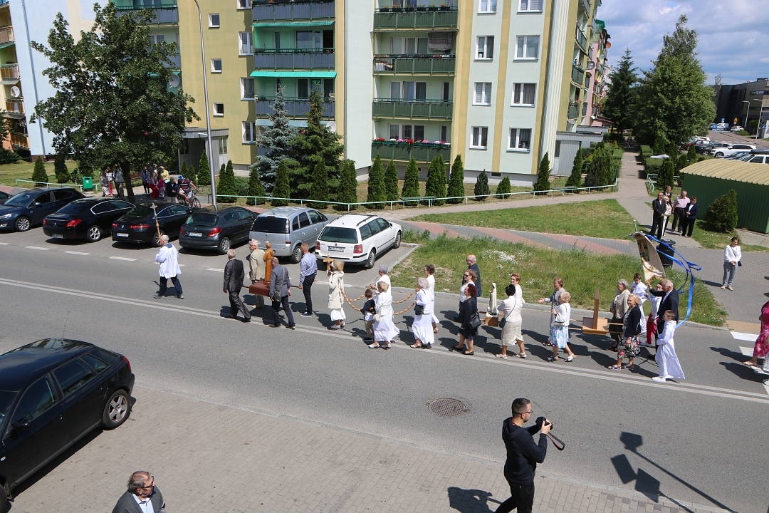 Boże Ciało 2025 - Parafia św. Franciszka z Asyżu w Ostrołęce [19.06.2025] - zdjęcie #61 - eOstroleka.pl